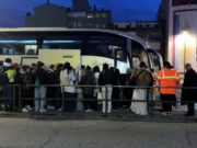 Enuig i angoixa entre els usuaris de Girona per la manca d’informació en el servei d’autobús que substitueix el tren
