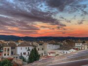 Previsió meteorològica per al pas de fronts atlàntics a La Bisbal d’Empordà