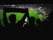 El Ple del Congrés dona suport a una iniciativa per combatre l’odi a l’esport i reforçar els estadis